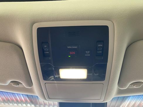 Used 2019 Lexus RX 350 AWD w/ Navigation Package image 26