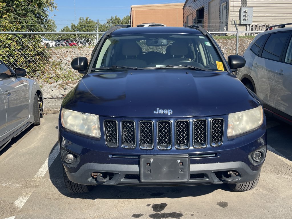 Used 2013 Jeep Compass Sport AWD/4WD image 2