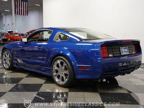 Used 2006 Ford Mustang GT RWD image 10