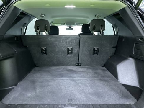 Used 2018 Chevrolet Equinox LT image 27