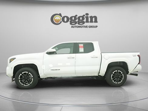 New 2026 Toyota Tacoma TRD Sport image 7