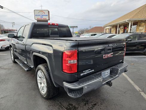 Used 2018 GMC Sierra 1500 SLE w/ SLE Value Package image 4