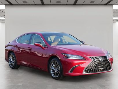 Certified 2025 Lexus ES 350 Ultra Luxury w/ Accessory Package (Z2)
