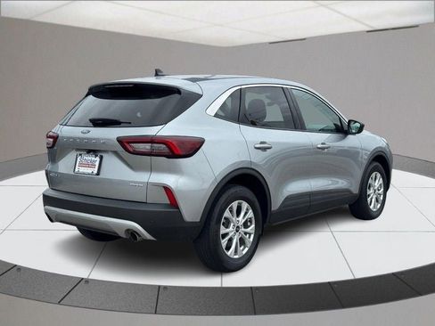 Used 2023 Ford Escape Active w/ Tech Pack #1 image 3