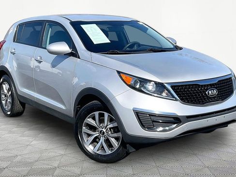 Used 2015 Kia Sportage LX FWD image 3