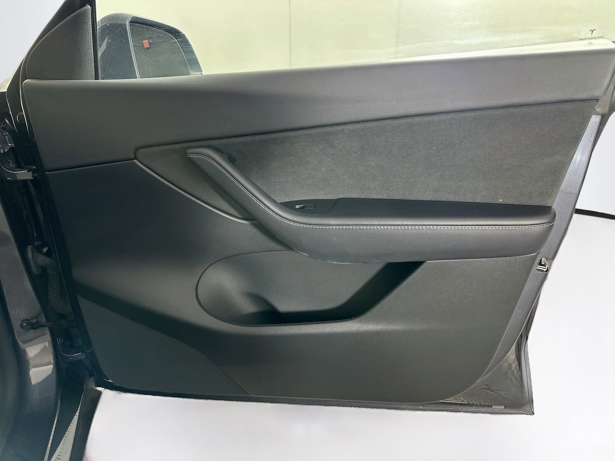Used 2022 Tesla Model Y Long Range AWD/4WD image 31