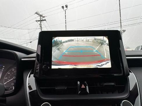 Used 2024 Toyota Corolla LE image 19