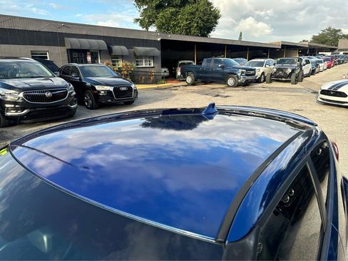 Used 2015 Hyundai Veloster Turbo image 11