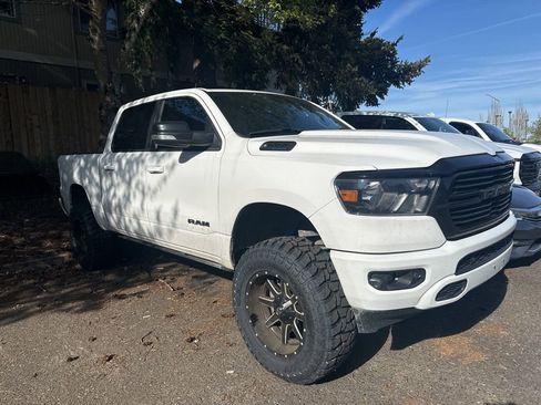 Used 2021 RAM 1500 Big Horn image 3