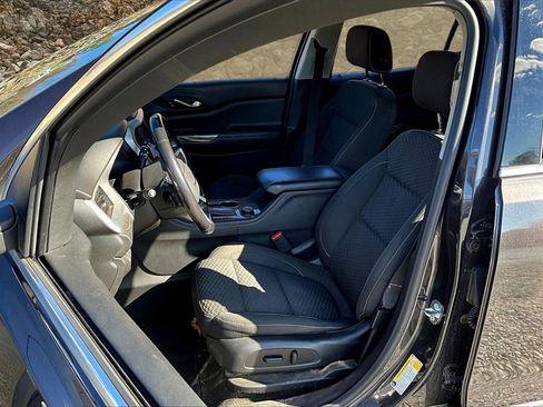 Used 2018 GMC Acadia SLE w/ Driver Alert Package I image 21