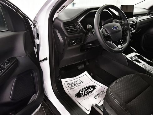 Used 2024 Ford Escape Active AWD/4WD image 16