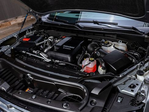 Used 2025 GMC Yukon Denali w/ Denali Reserve Package image 41