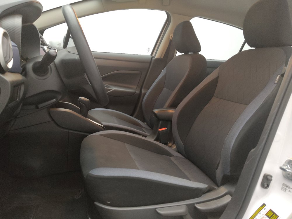 Used 2023 Nissan Versa SV FWD image 17