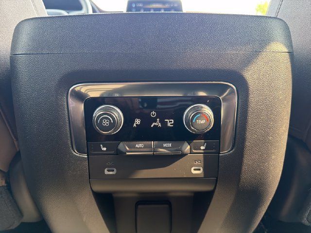 Used 2024 Chevrolet Tahoe High Country AWD/4WD image 17