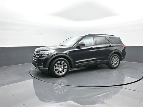 New 2026 Ford Explorer Active w/ Active Comfort Package image 4