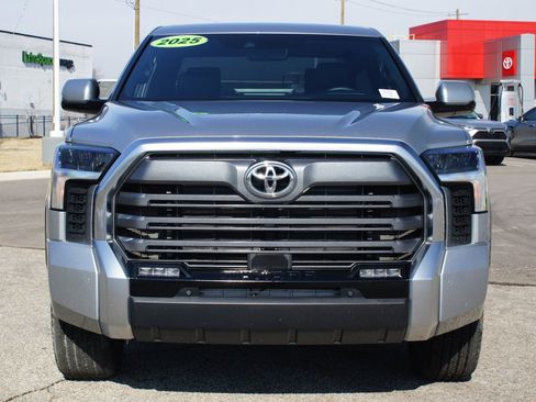 Used 2025 Toyota Tundra Limited image 25