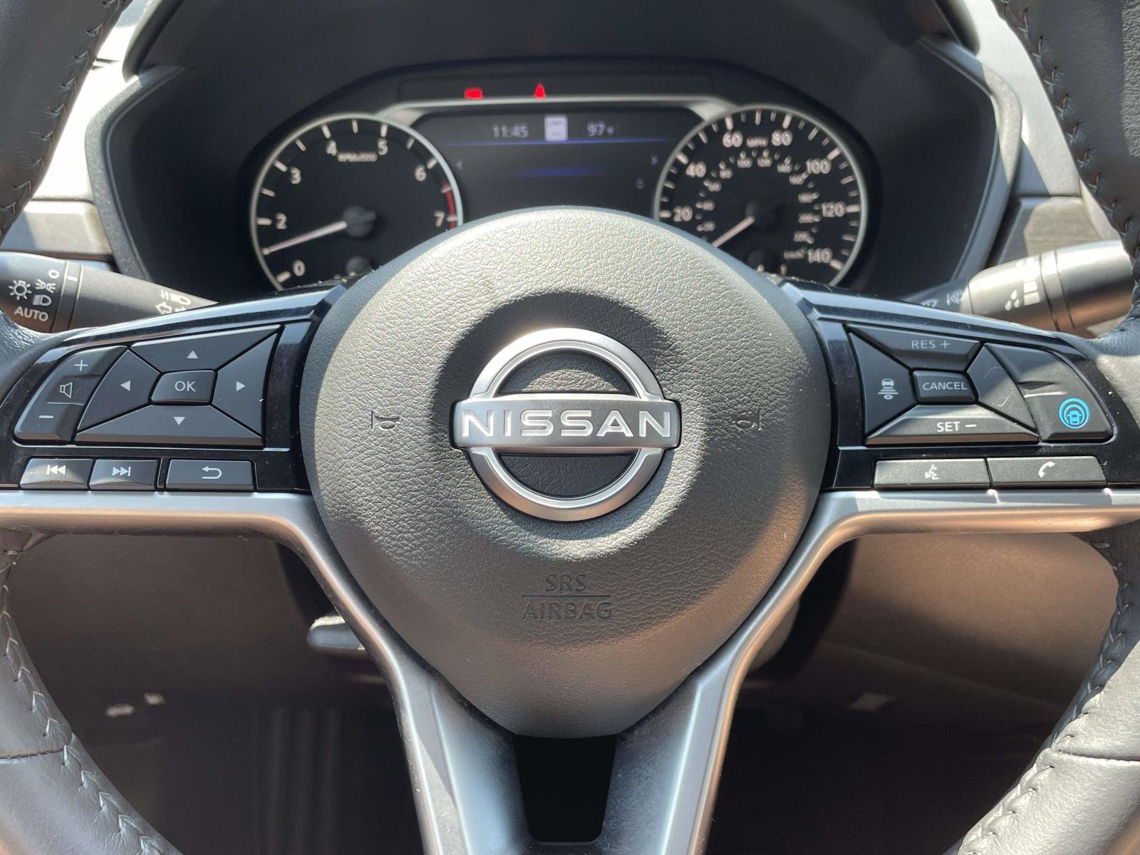 Used 2024 Nissan Altima 2.5 SV w/ SV Premium Package AWD/4WD image 18