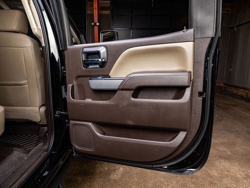 Used 2019 Chevrolet Silverado 2500 LTZ w/ Duramax Plus Package image 37