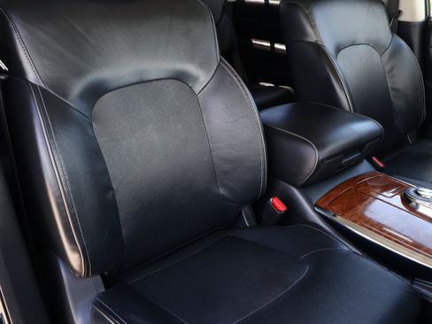 Used 2019 INFINITI QX80 Luxe RWD image 17
