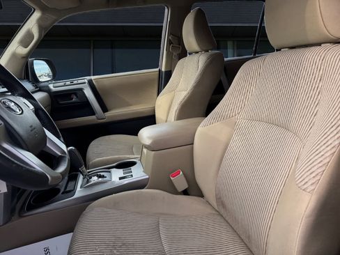 Used 2013 Toyota 4Runner SR5 image 2