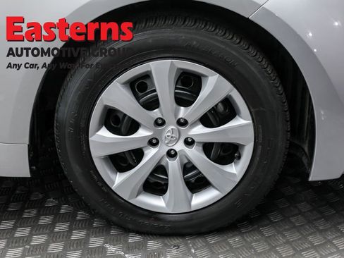 Used 2024 Toyota Corolla LE image 30