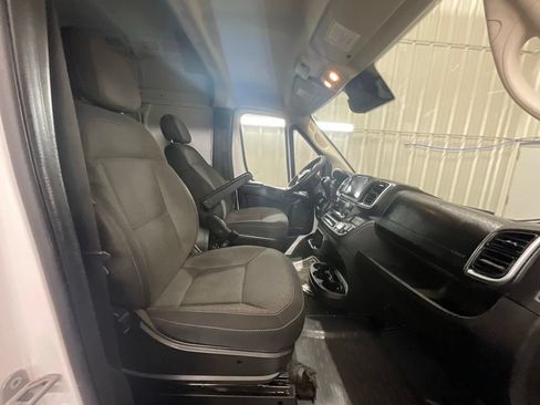 Used 2024 RAM ProMaster 2500 w/ Quick Order Package 22G SLT FWD image 10