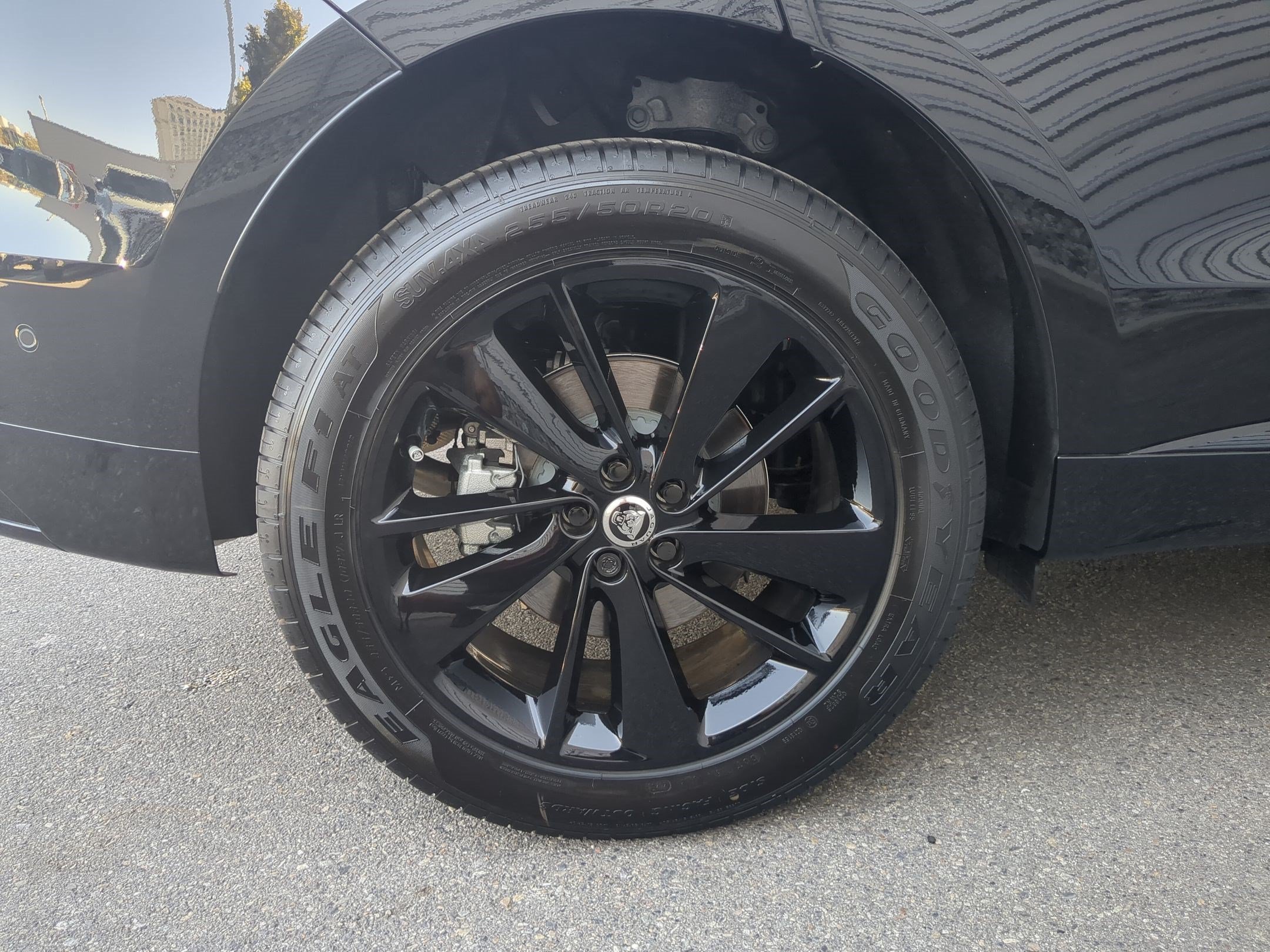 New 2026 Jaguar F-PACE R-Dynamic S AWD/4WD image 33