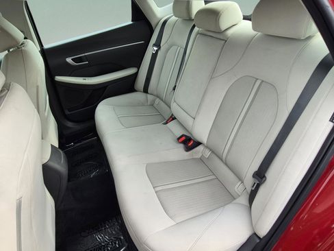 Certified 2025 Hyundai Sonata SEL FWD image 16