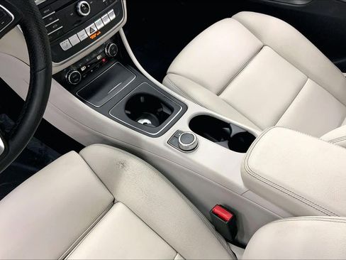 Used 2019 Mercedes-Benz GLA 250 GLA 250 image 26