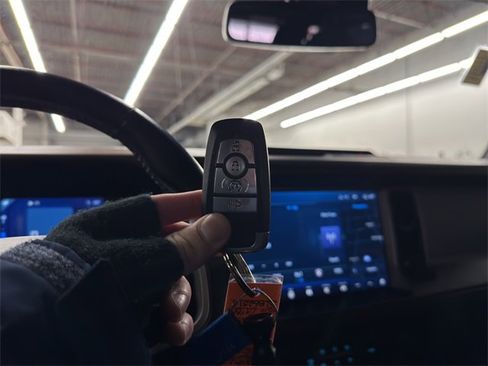 Used 2022 Ford Bronco Outer Banks image 30