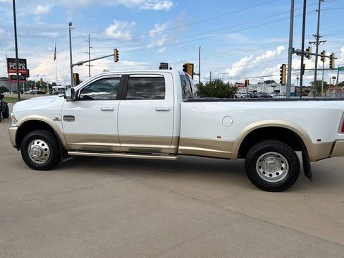 Used 2015 RAM 3500 Laramie Longhorn w/ Convenience Group AWD/4WD image 11
