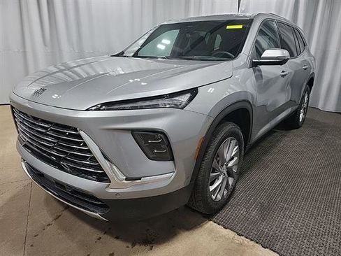 New 2026 Buick Enclave Preferred w/ Super Cruise Package image 8