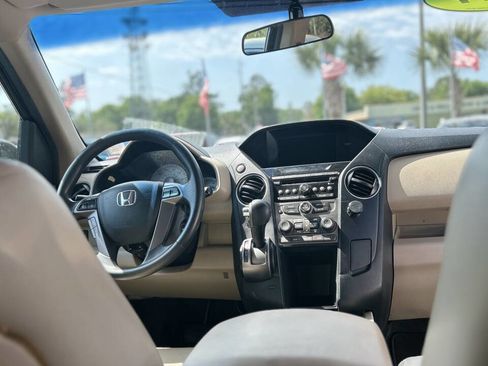 Used 2014 Honda Pilot LX image 13