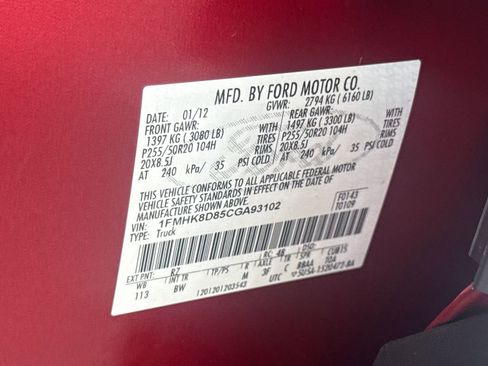 Used 2012 Ford Explorer XLT AWD/4WD image 34