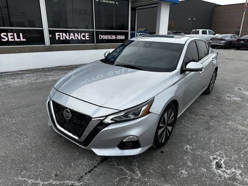 Used 2020 Nissan Altima 2.5 SV image 5