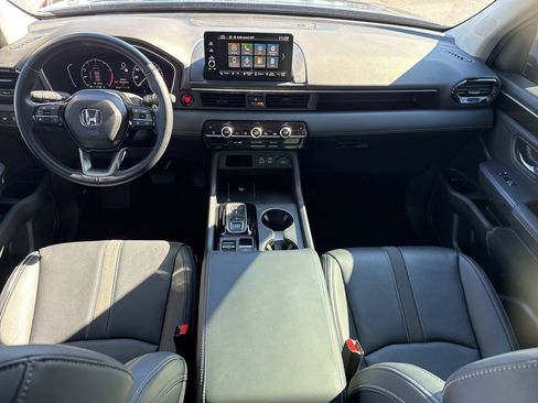 Certified 2025 Honda Pilot EX-L image 16