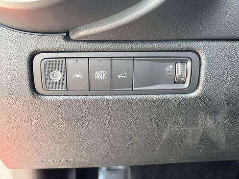 New 2025 Chevrolet Equinox EV RS image 23