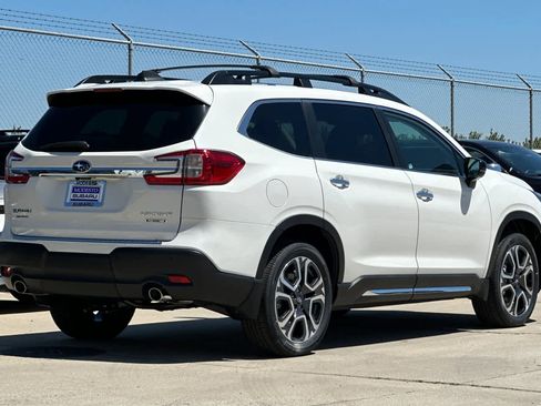 New 2026 Subaru Ascent Touring AWD/4WD image 3