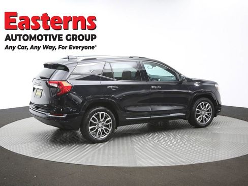 Used 2022 GMC Terrain Denali w/ Denali Premium Package AWD/4WD image 48