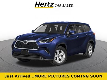 Used 2025 Toyota Highlander LE