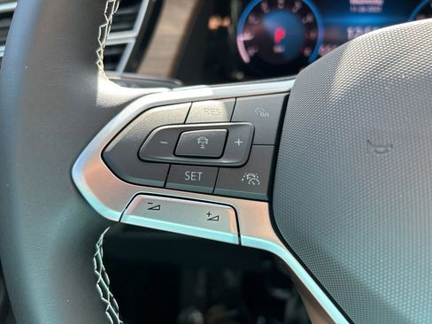 New 2026 Volkswagen Atlas SE image 27