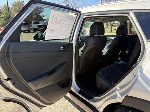 Used 2017 Hyundai Tucson SE Plus image 12