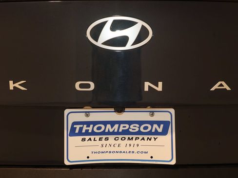 Used 2025 Hyundai Kona SEL AWD/4WD image 35