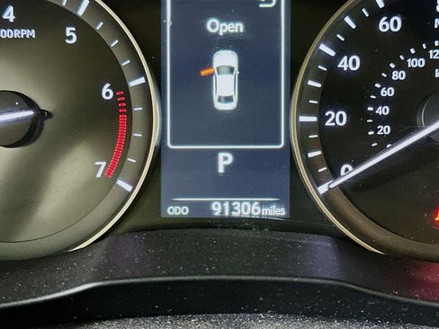 Used 2016 Lexus ES 350 w/ Navigation System Package image 19