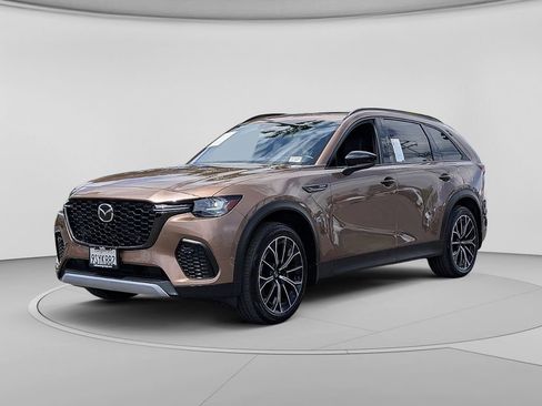 Certified 2025 MAZDA CX-70 Plug-In Hybrid w/ Premium Plus AWD/4WD image 7