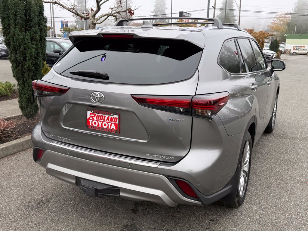 Certified 2026 Toyota Highlander Platinum AWD/4WD image 7