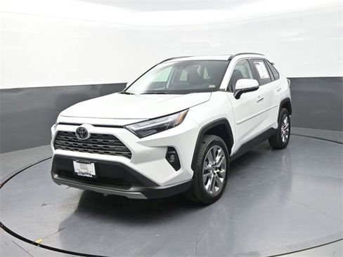 Used 2025 Toyota RAV4 Limited image 3