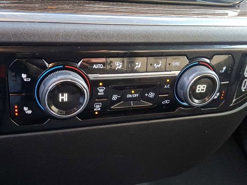 Used 2025 Chevrolet Silverado 1500 LT image 16