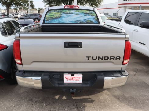 Used 2020 Toyota Tundra SR5 image 9