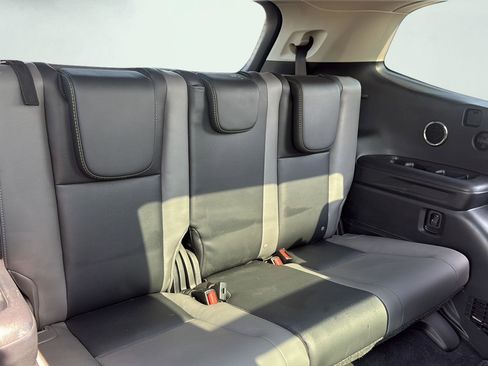 Used 2024 Subaru Ascent Onyx Edition Limited image 28